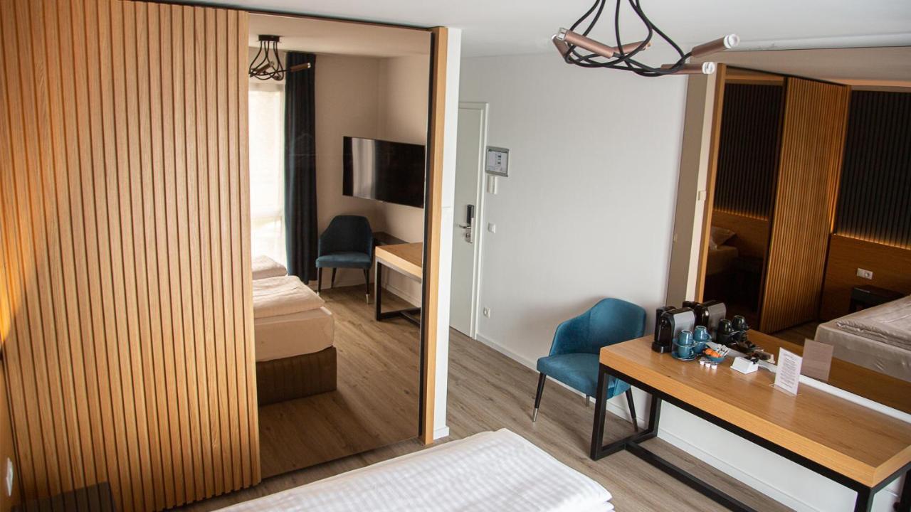 Rheinapart Hotel Und Boardinghouse Bornheim  Extérieur photo